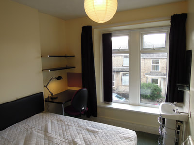 student-house-bedroom